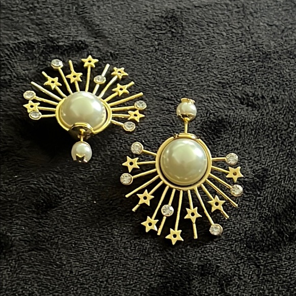Gold Starburst Pearl Earrings - Picture 1 of 10